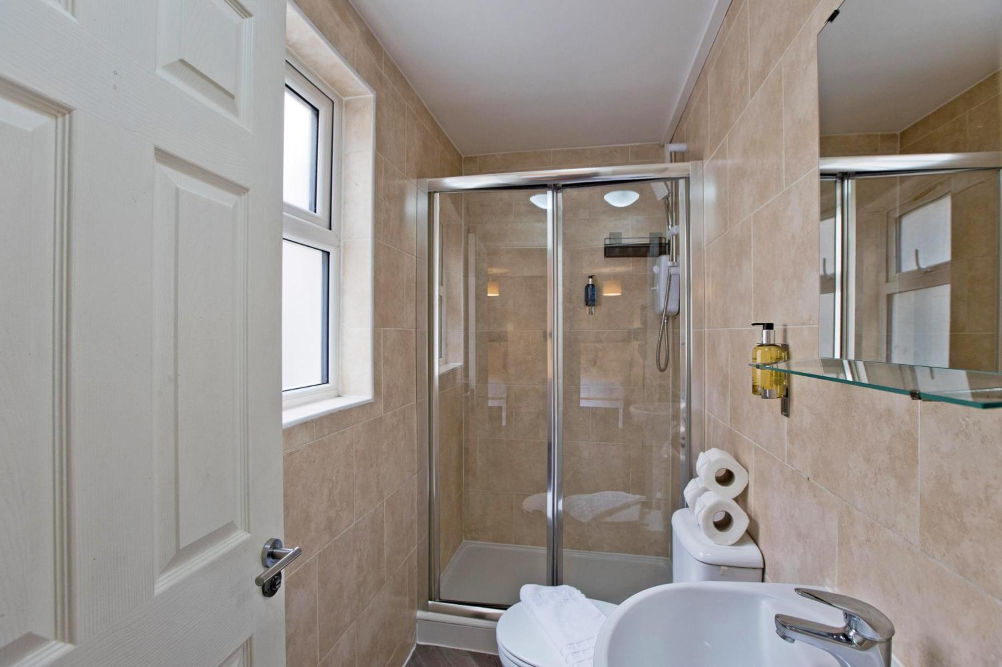 Imperial Corner House-Whitechapel Apartment London Eksteriør billede
