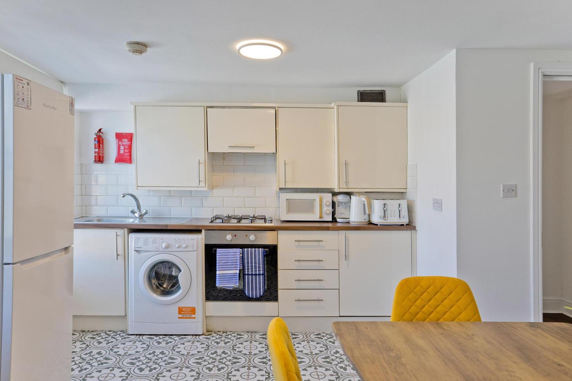Imperial Corner House-Whitechapel Apartment London Eksteriør billede